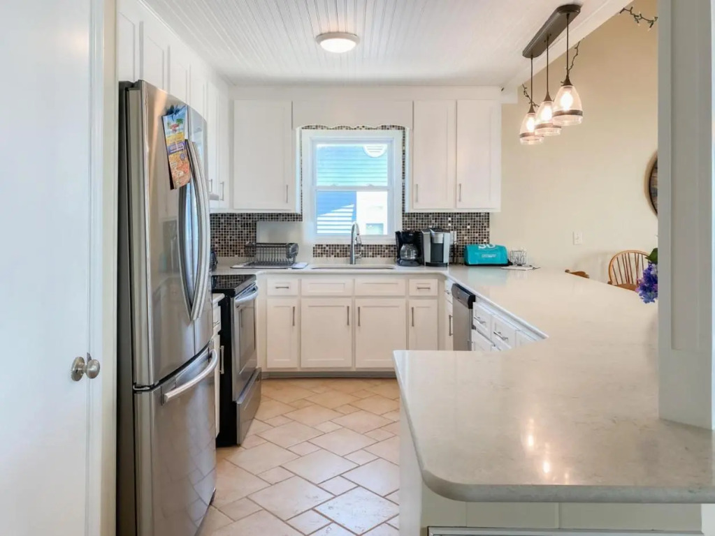 Summer Sands by Oak Island Accommodations