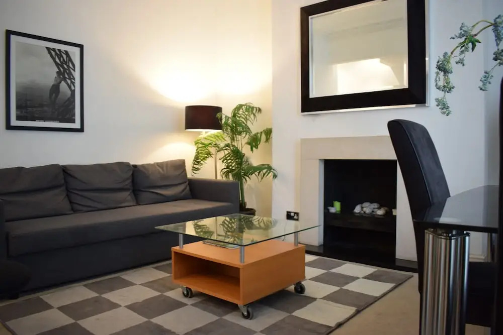 1 Bedroom Apartment With Outdoor Area in Chelsea
