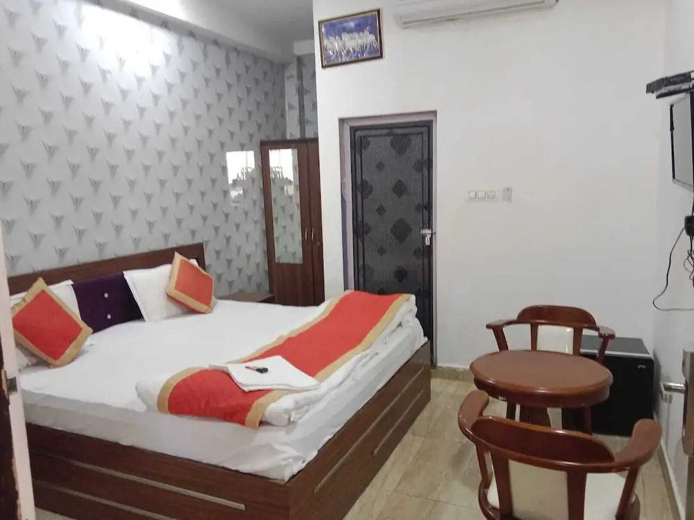 Hotel Shalimar Palace