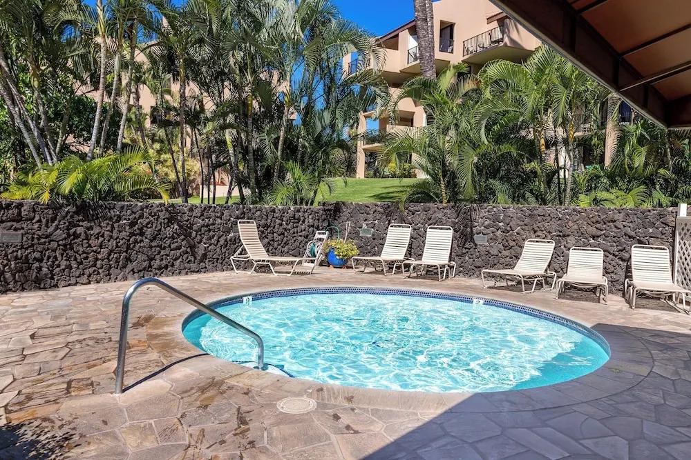 Kamaole Sands 10-307, Ocean View, Large Lanai, Twin Murphy Beds, Split-ac, Wi-fi