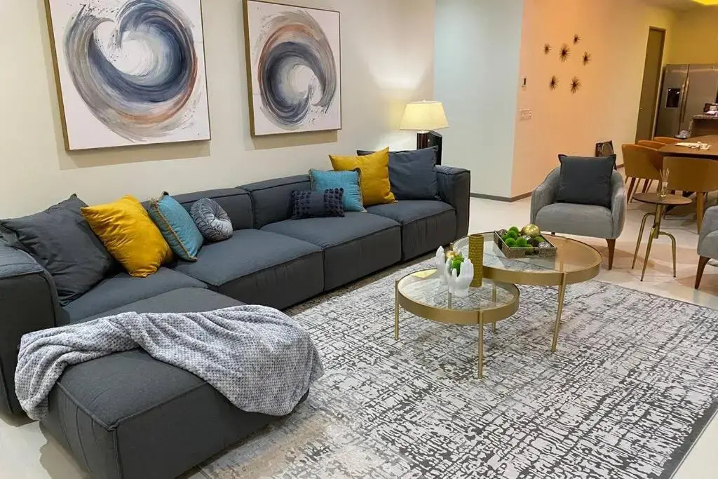 Luxurious First-Floor Apartment in Isla Residences