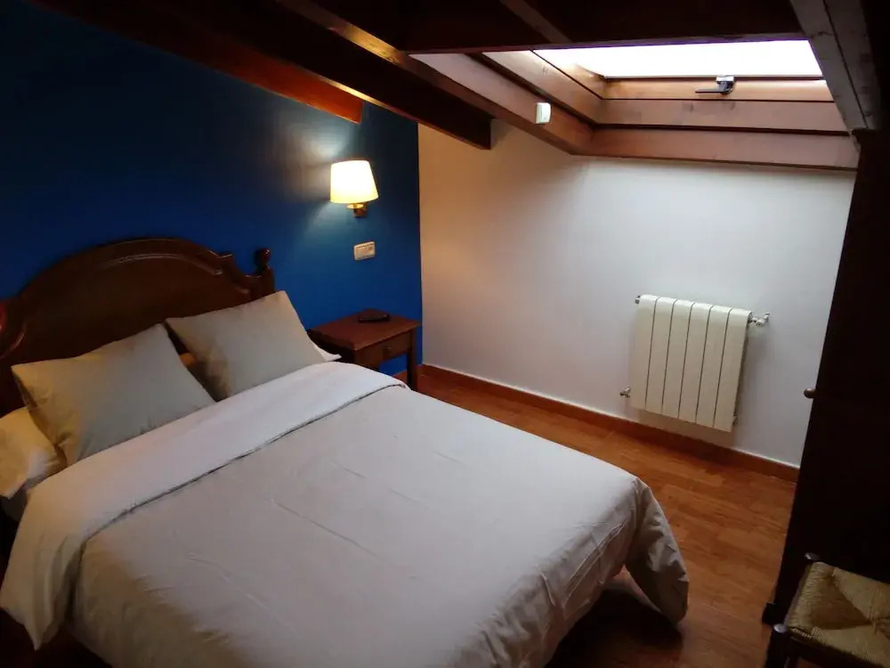 Hotel Piloñés