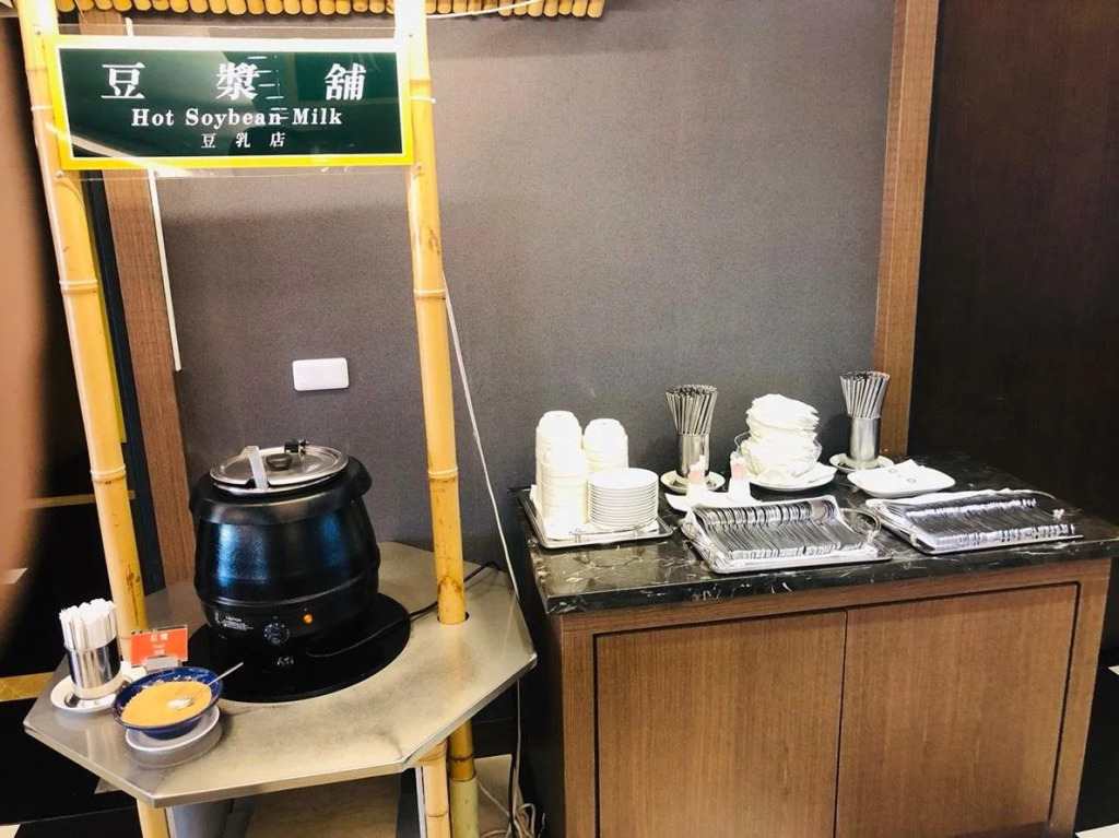 Kindness Hotel Liouhe Night Market Qixian