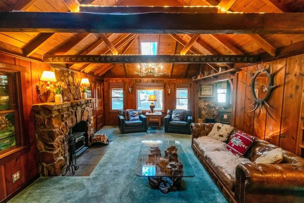 Hobbit House in Big Bear #166