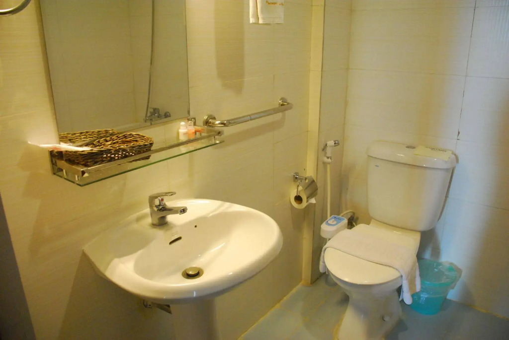 Pleasure View Hotel