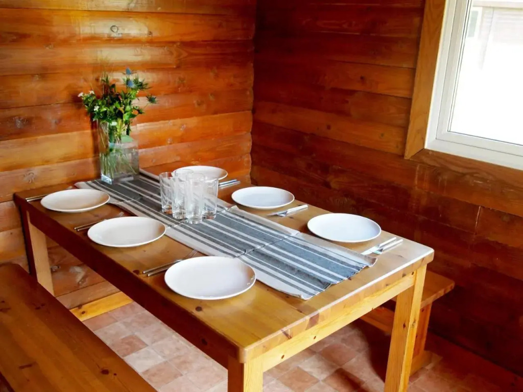 Ruskin Lodges Argyll, by Pucks Glen, Rashfield near Dunoon