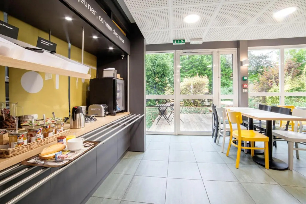 B&B HOTEL Evry Lisses 2 - 3 étoiles