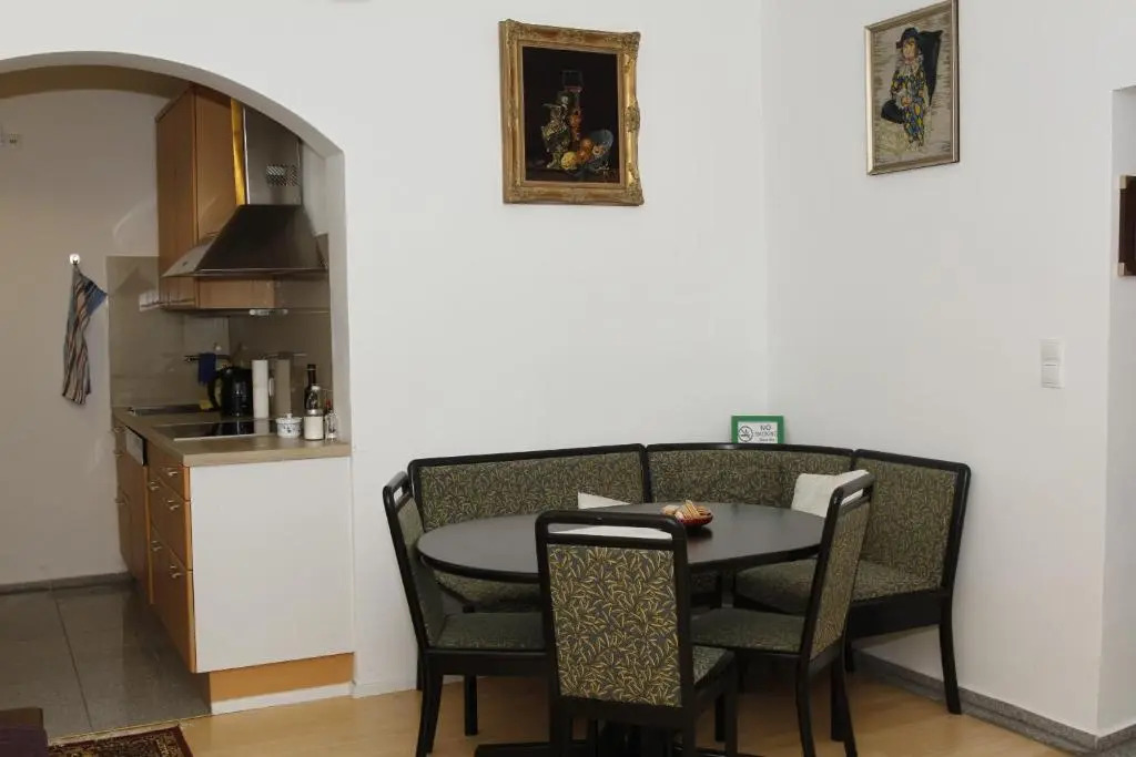 Stay-In Vienna 23