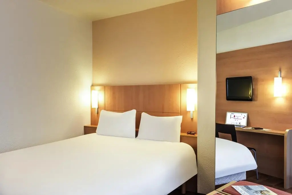Mercure Paris Butte Montmartre Basilique