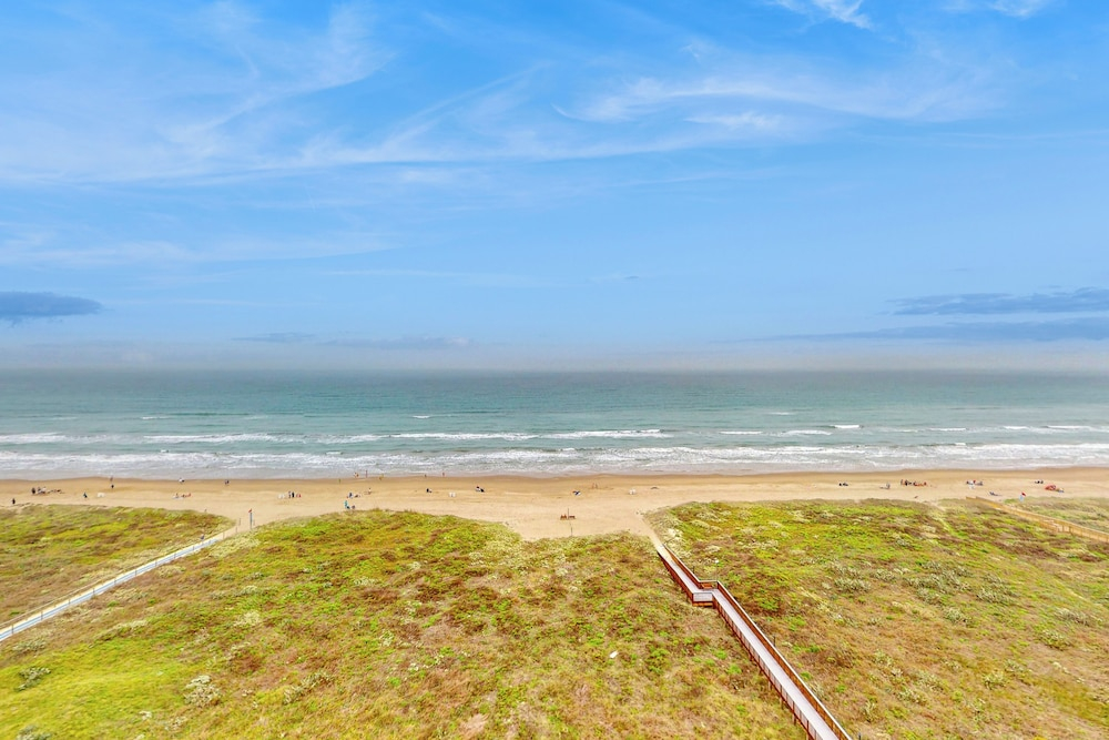 Gulf-view 3BR Penthouse: Suntide III - Unit 1105