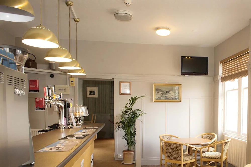 The Royal Oak Hotel