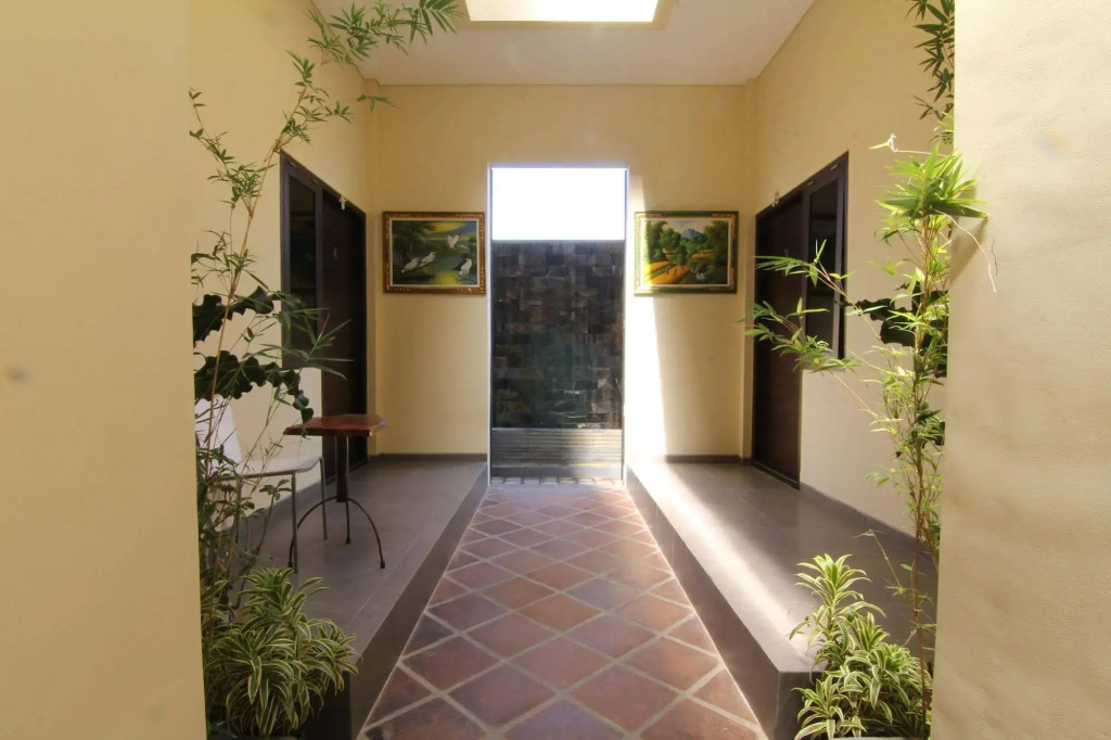 Hotel Mandari