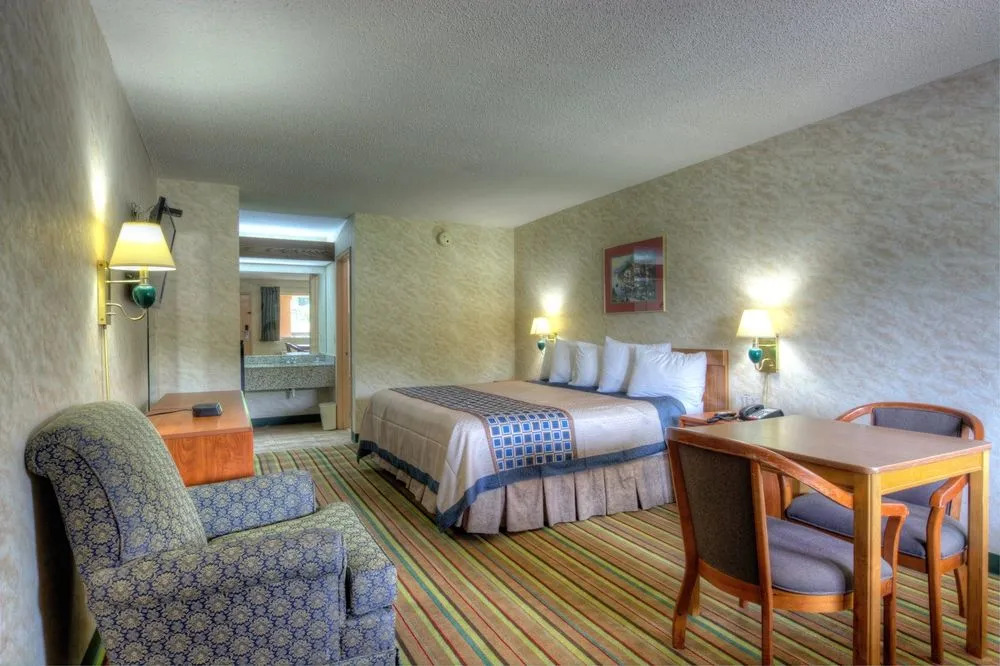 Travel Inn - Athens