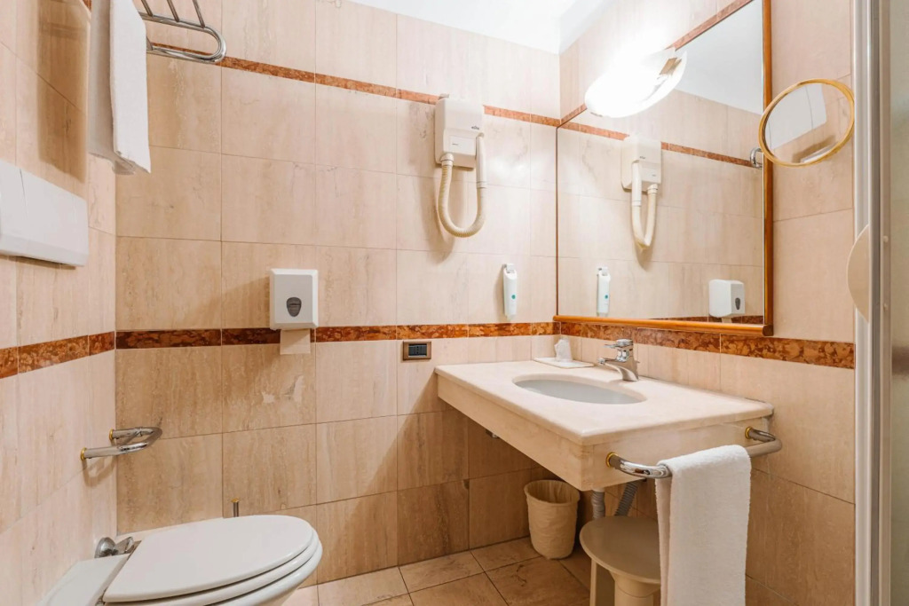 Crystal Hotel Varese