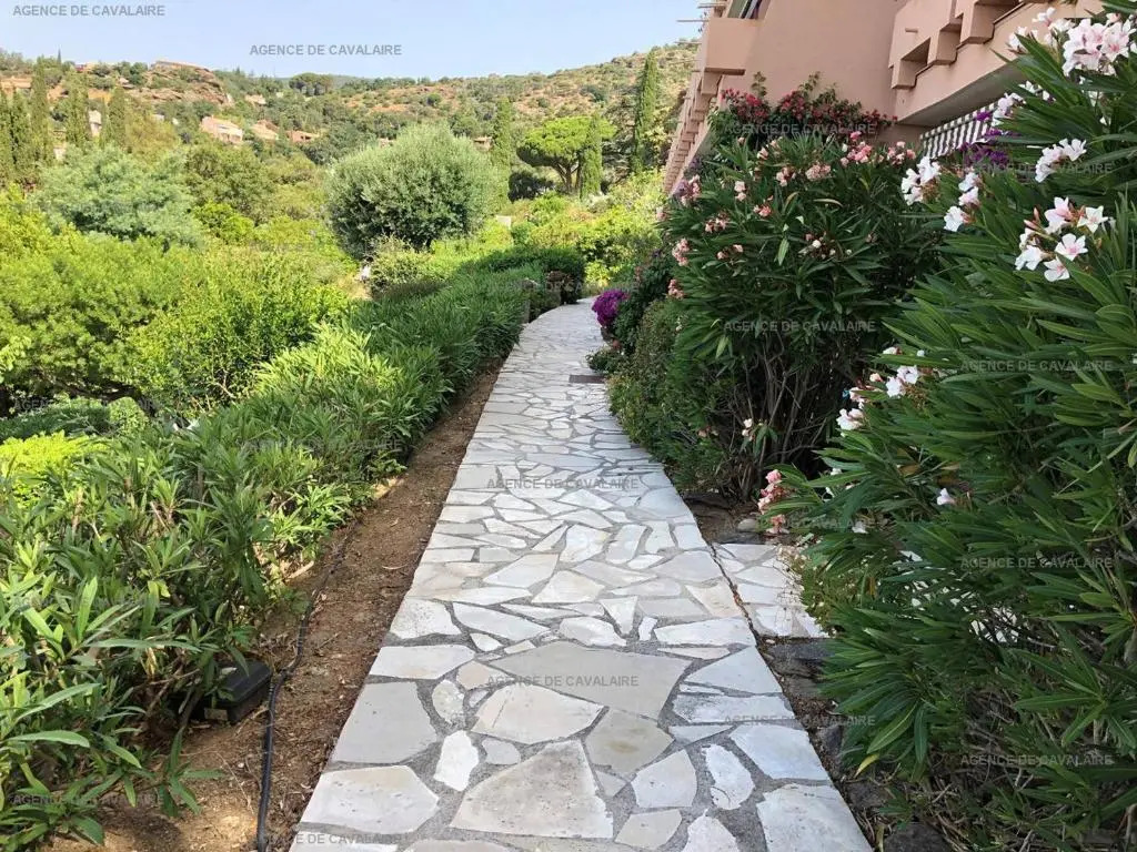 Studio Rayol-Canadel-sur-Mer, 1 pièce, 4 personnes - FR-1-100-275