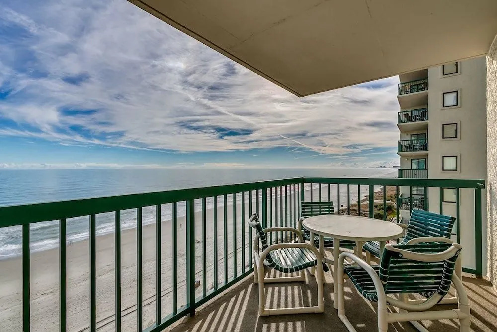 Ocean Bay Club - 906 by RedAwning