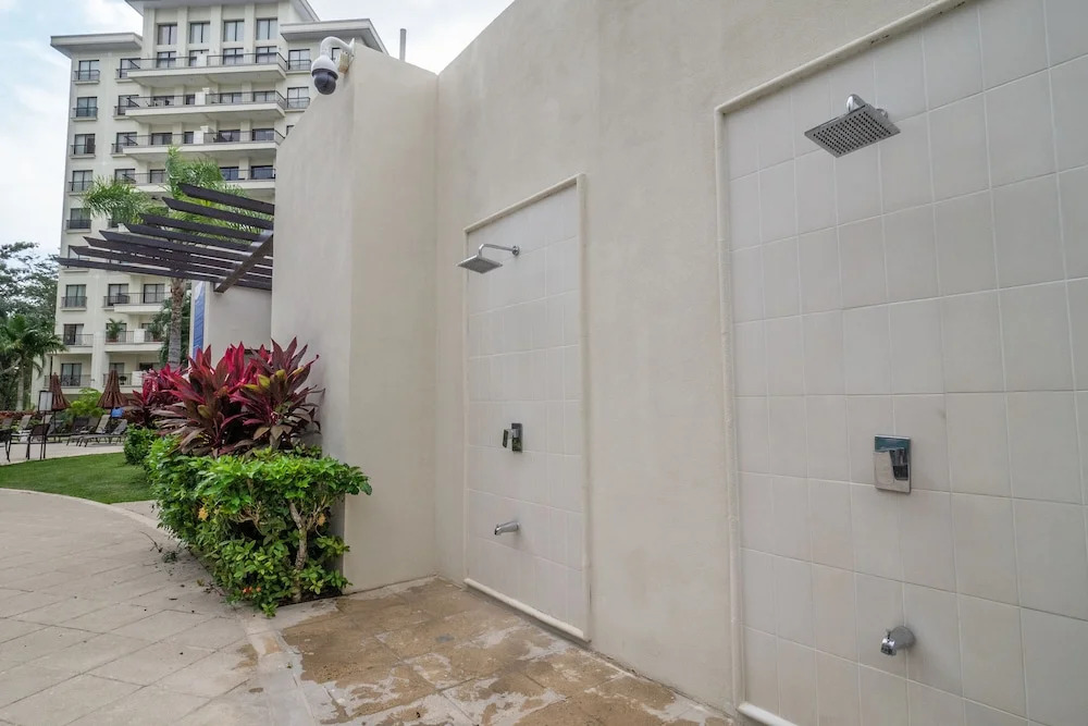 Jaco Bay Beach Condo 401
