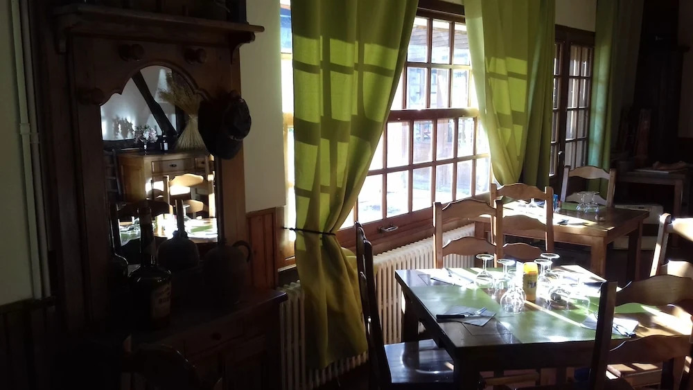 Auberge Des Pilotis