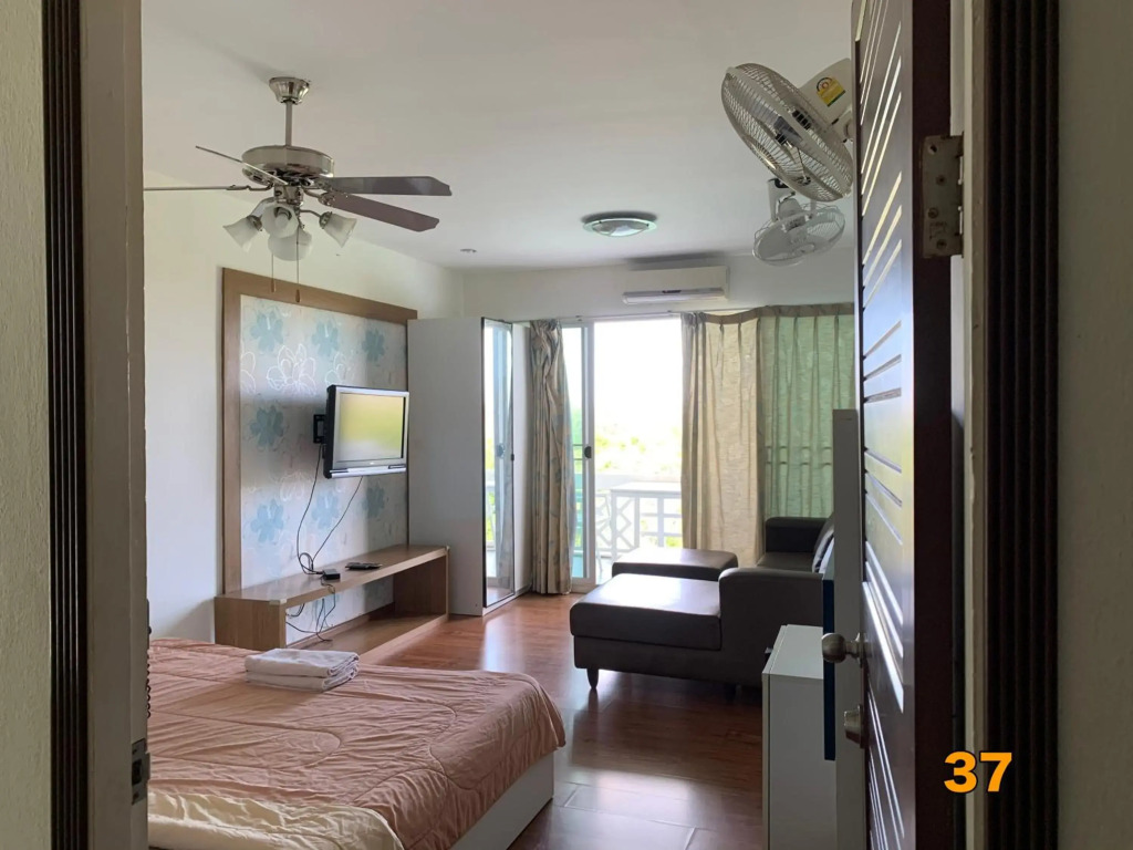 Banchaitalay Room