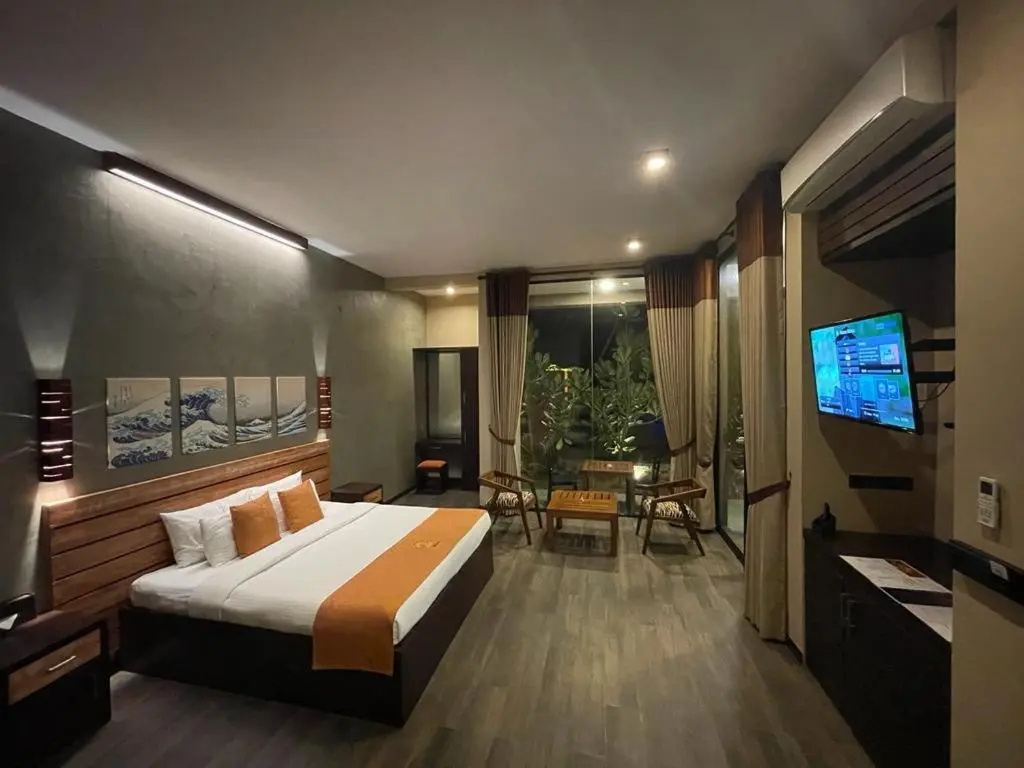 SOLUNA BEACH RESORT