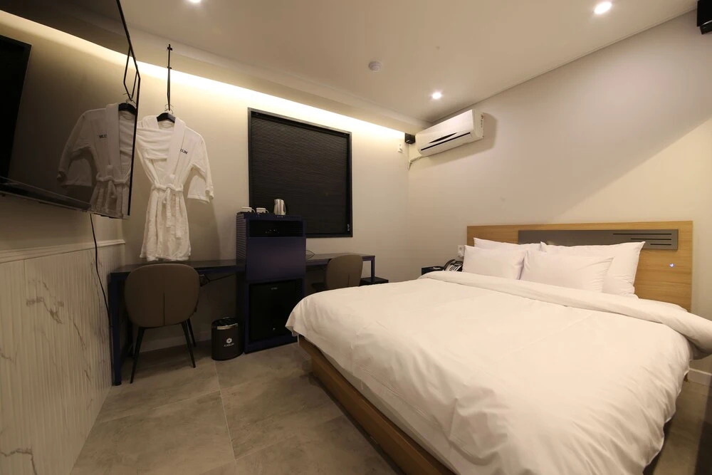 Ekklim Hotel