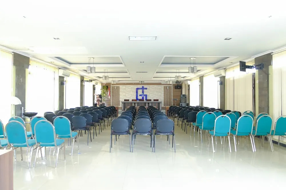 Capital O 887 Green Hill Hotel And Convention Center