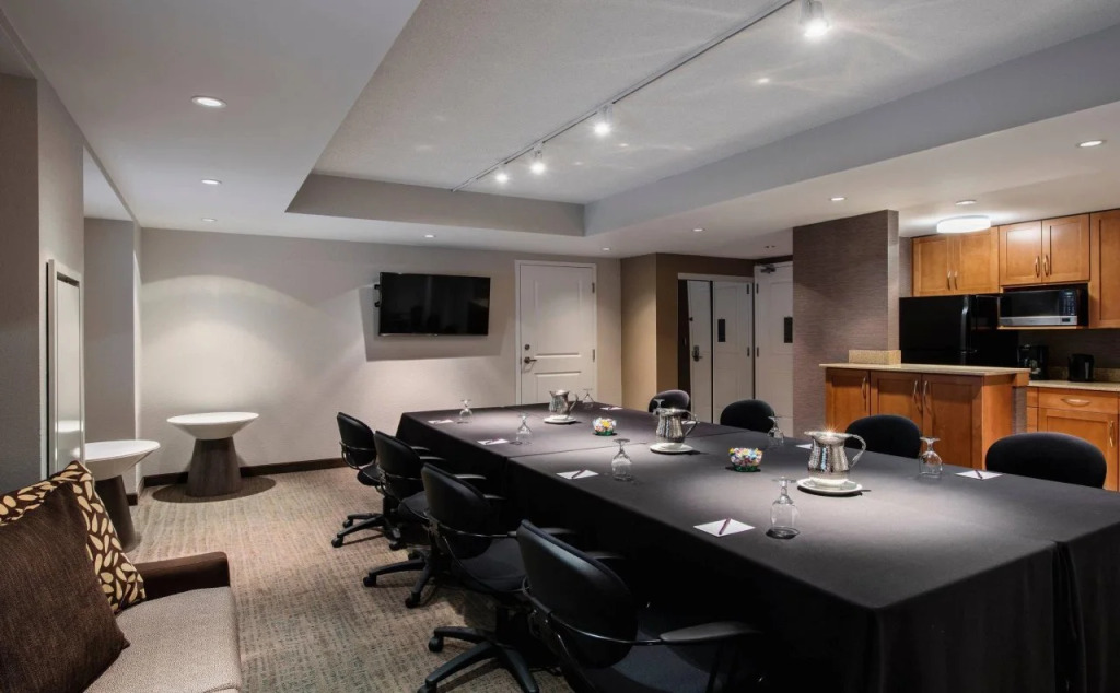 Residence Inn by Marriott Kingston Waters Edge