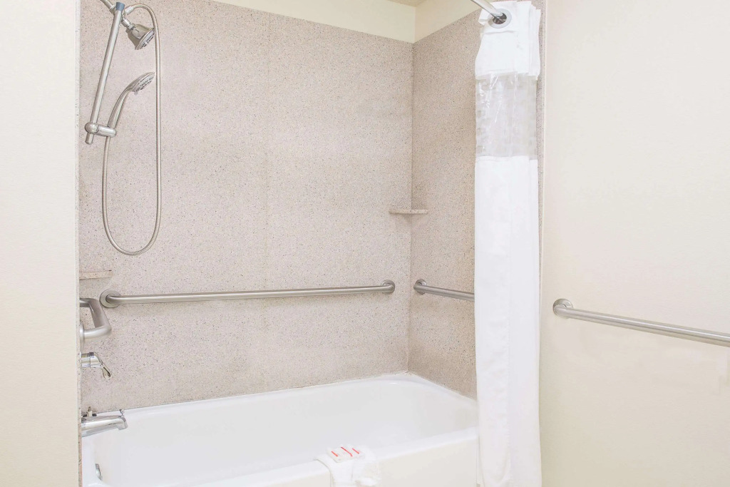 Отель Гринвилла Baymont Inn & Suites Greenville
