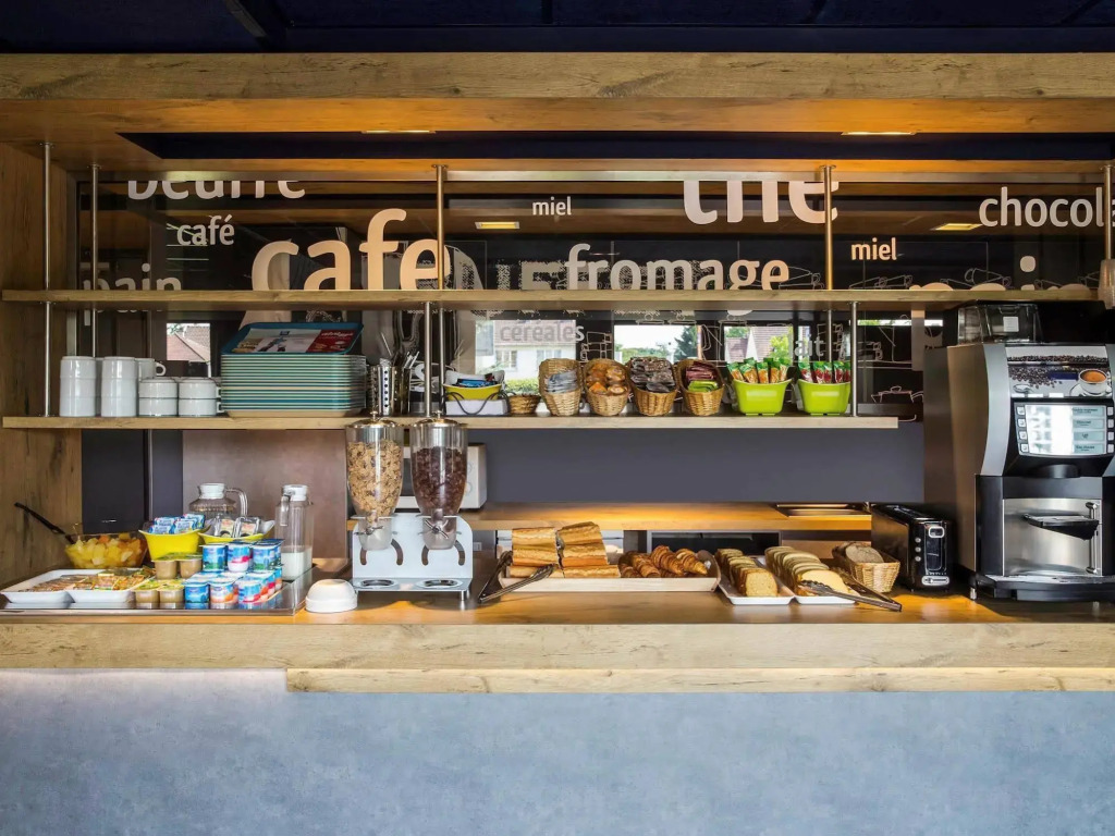 ibis budget Versailles Chateau Saint cyr lEcole
