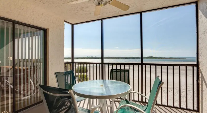 Carlos Pointe 324 by Vacation Rental Pros