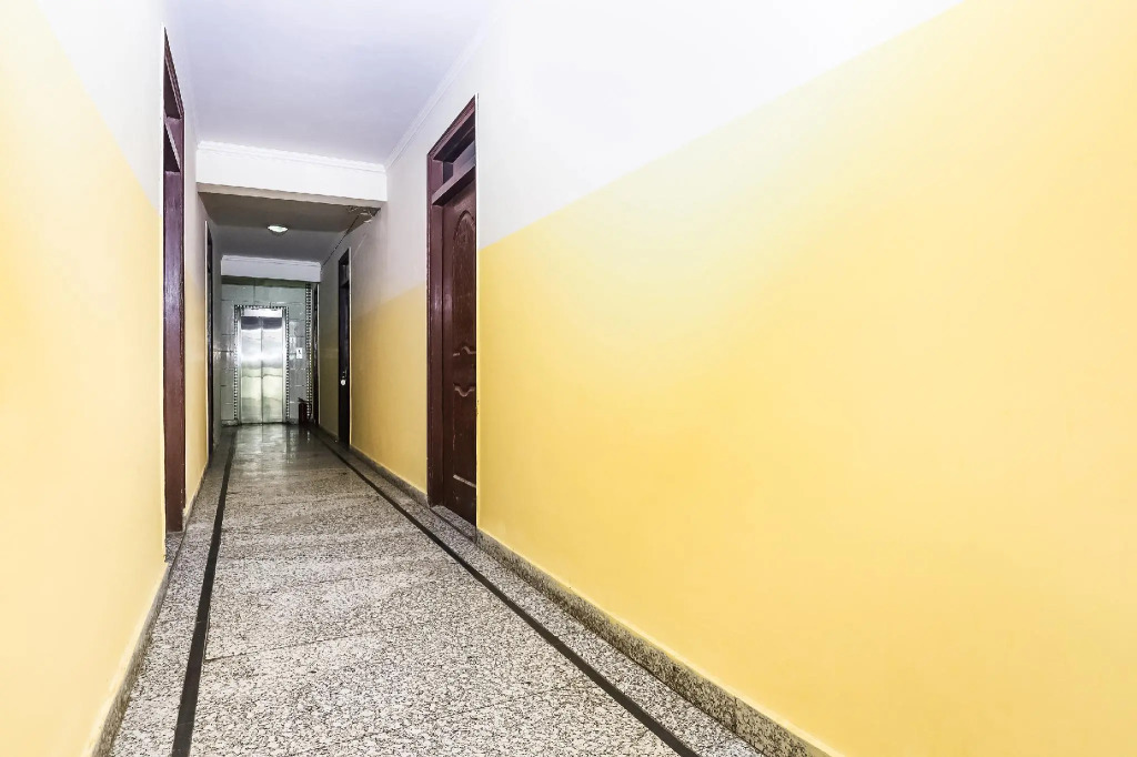 OYO 28126 Charanpahari Hotel