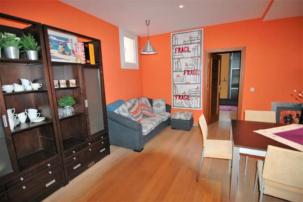 Apartamento C/Real,9