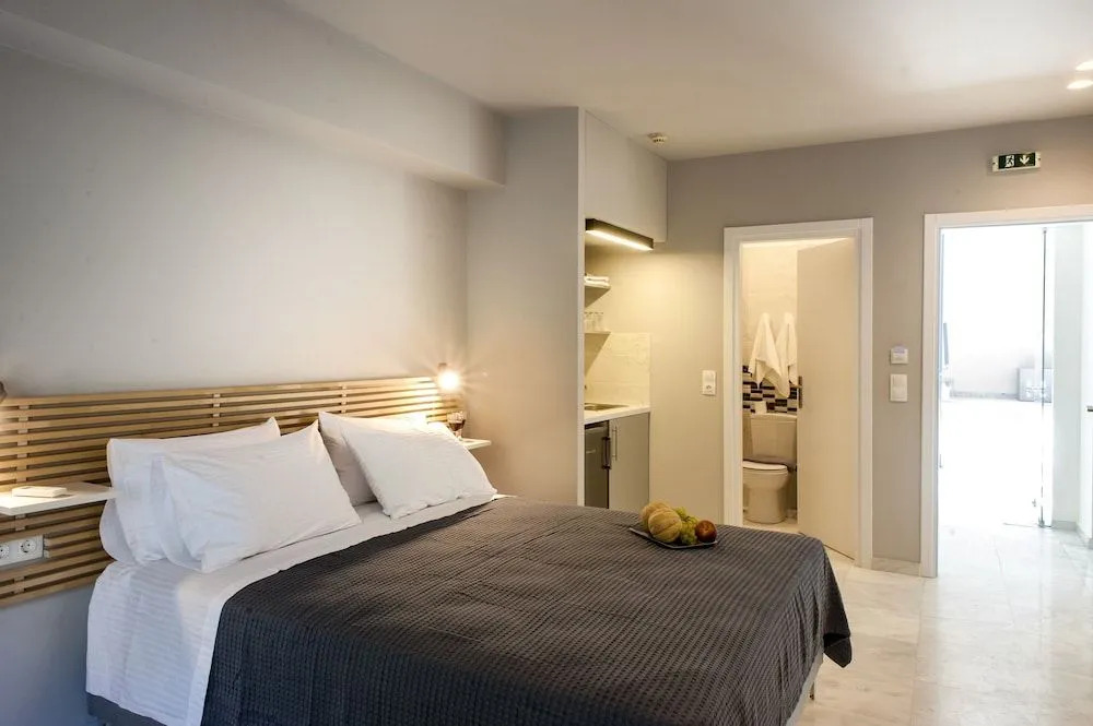 Caravel Voyage Suites By Living Spacegr