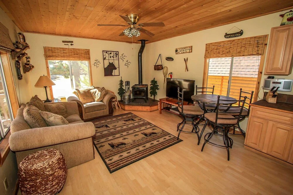 Little Bear-1079 by Big Bear Vacations