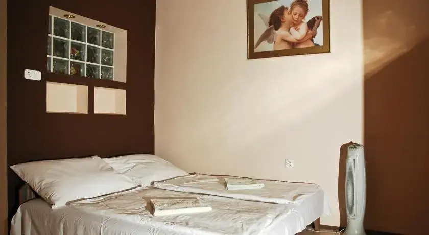 Amarin Apartments