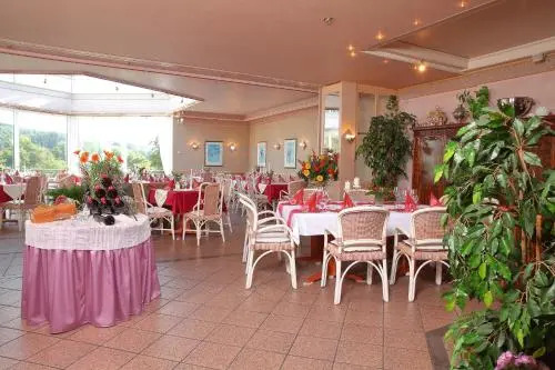 JUNIPRO Hotel Schinderhannes