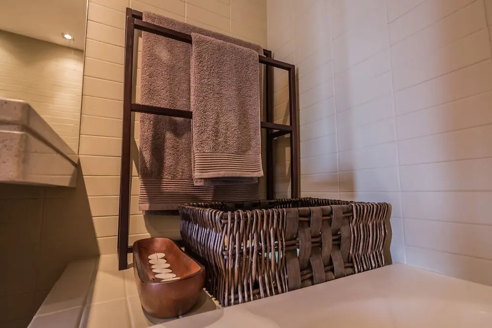 DAHome - Collector's Luxurious Apartment