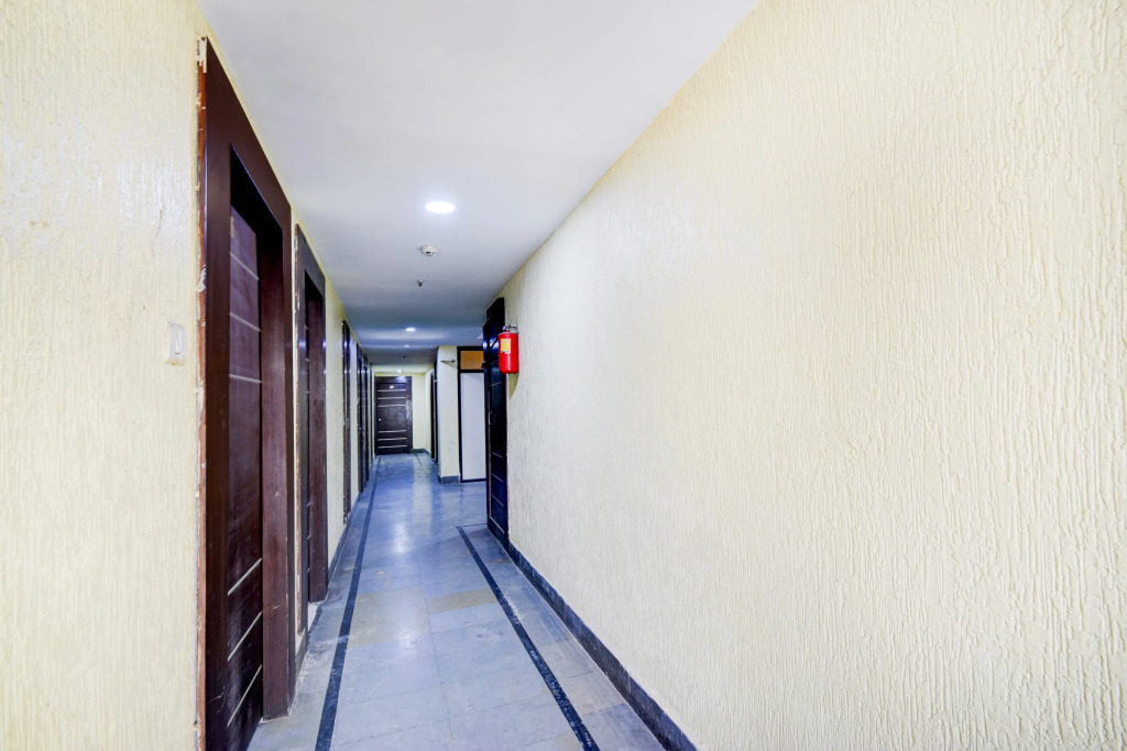 Townhouse Narayanaguda Metro Station Formerly Hotel Anshu Grand