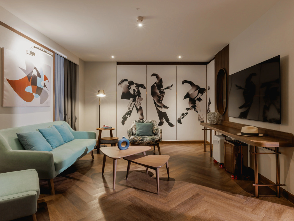 Public House Bangkok, a Member of Design Hotels