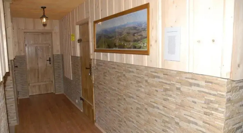 Grota zbójnicka apartament i pokoje