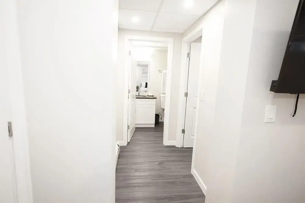 Cozy One Bedroom in a Historic Home on the Assiniboine River Lower Level Unit With Den in Wolseley Parking Included