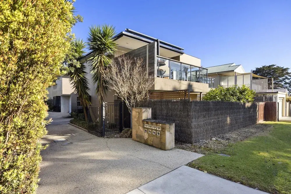 Spacious 3-bed Townhouse Near Dromana Beach