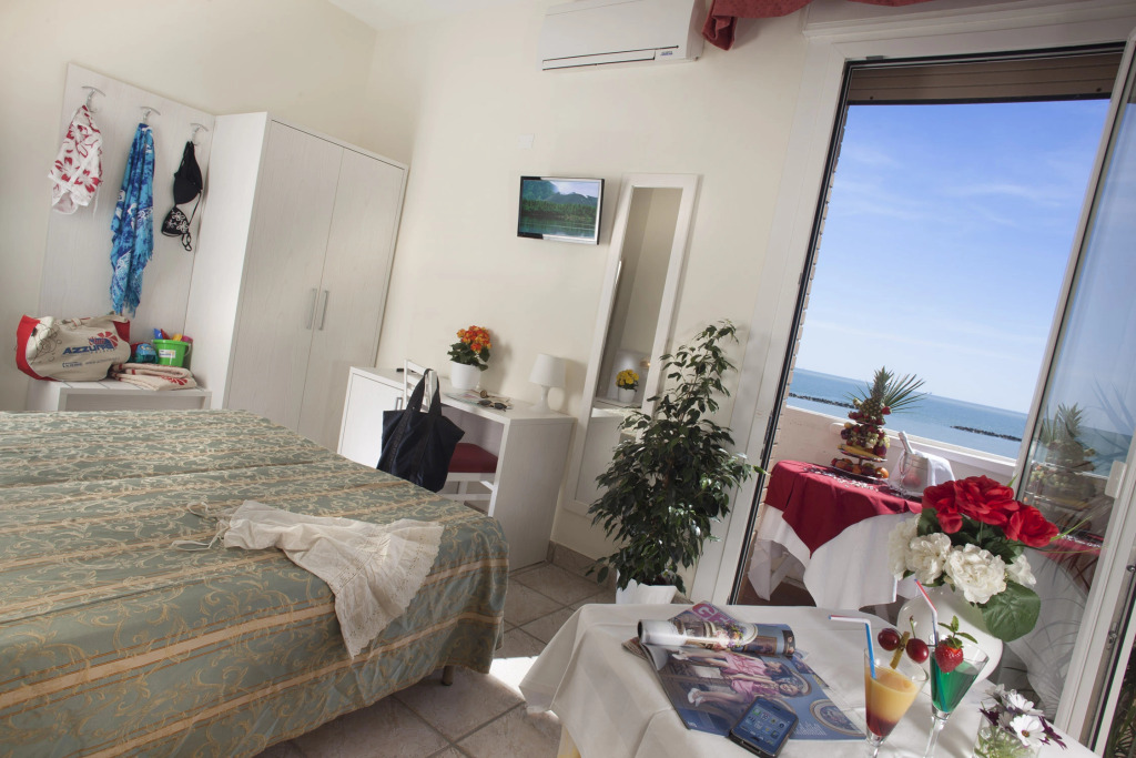 Family Hotel Marina Beach