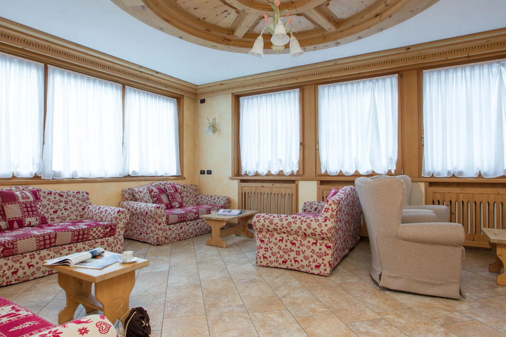 Hotel Alba