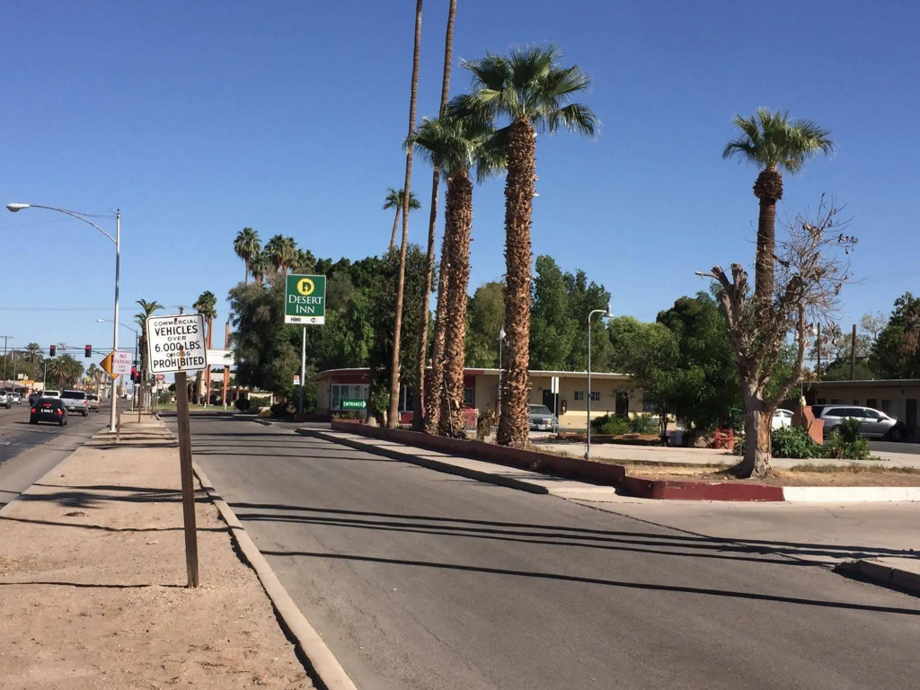 Desert Inn