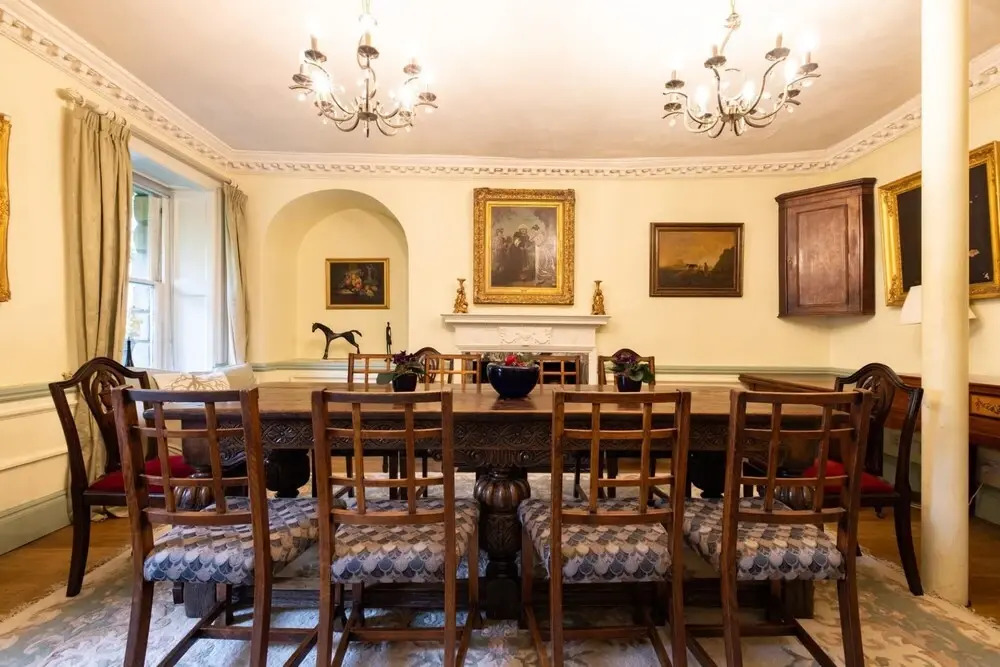 The Admirals Mansion - Central Bath