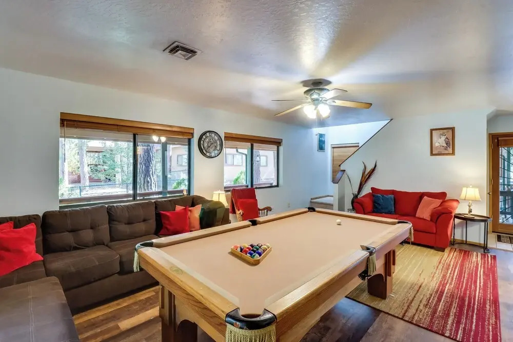 Relax Fireside: Rustic Gem 2 Mi to Rainbow Lake!
