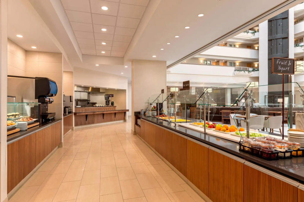 Embassy Suites Greenville Golf Resort & Conference Center