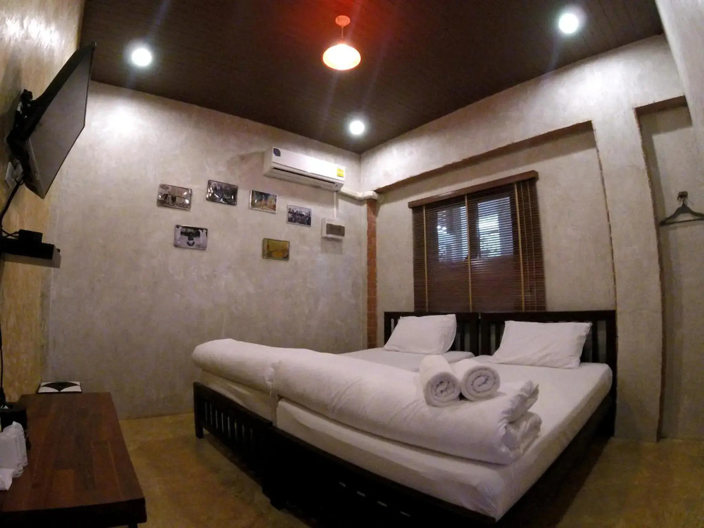 Toffee House Resort