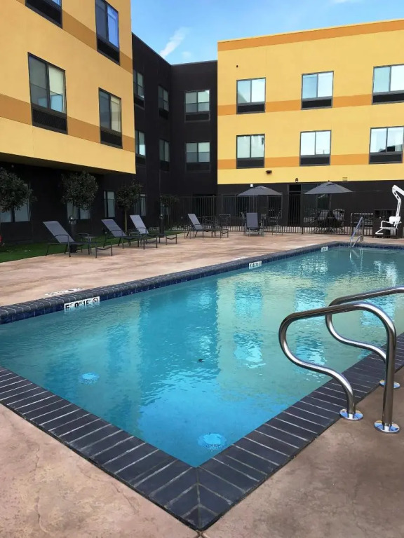 Fairfield Inn & Suites by Marriott Fresno Yosemite International Airport